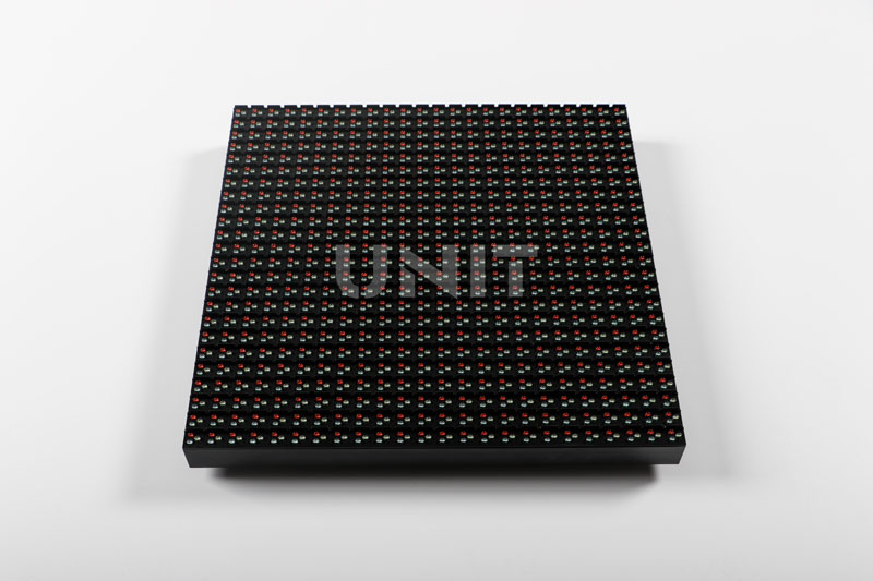 320x320mm P13.33 Outdoor DIP LED Display Module Front 3