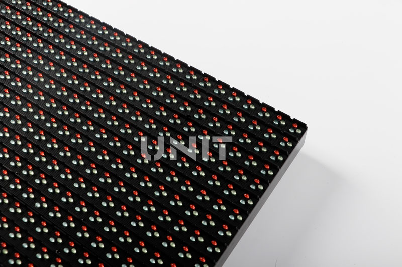 320x320mm P13.33 Outdoor DIP LED Display Module Front